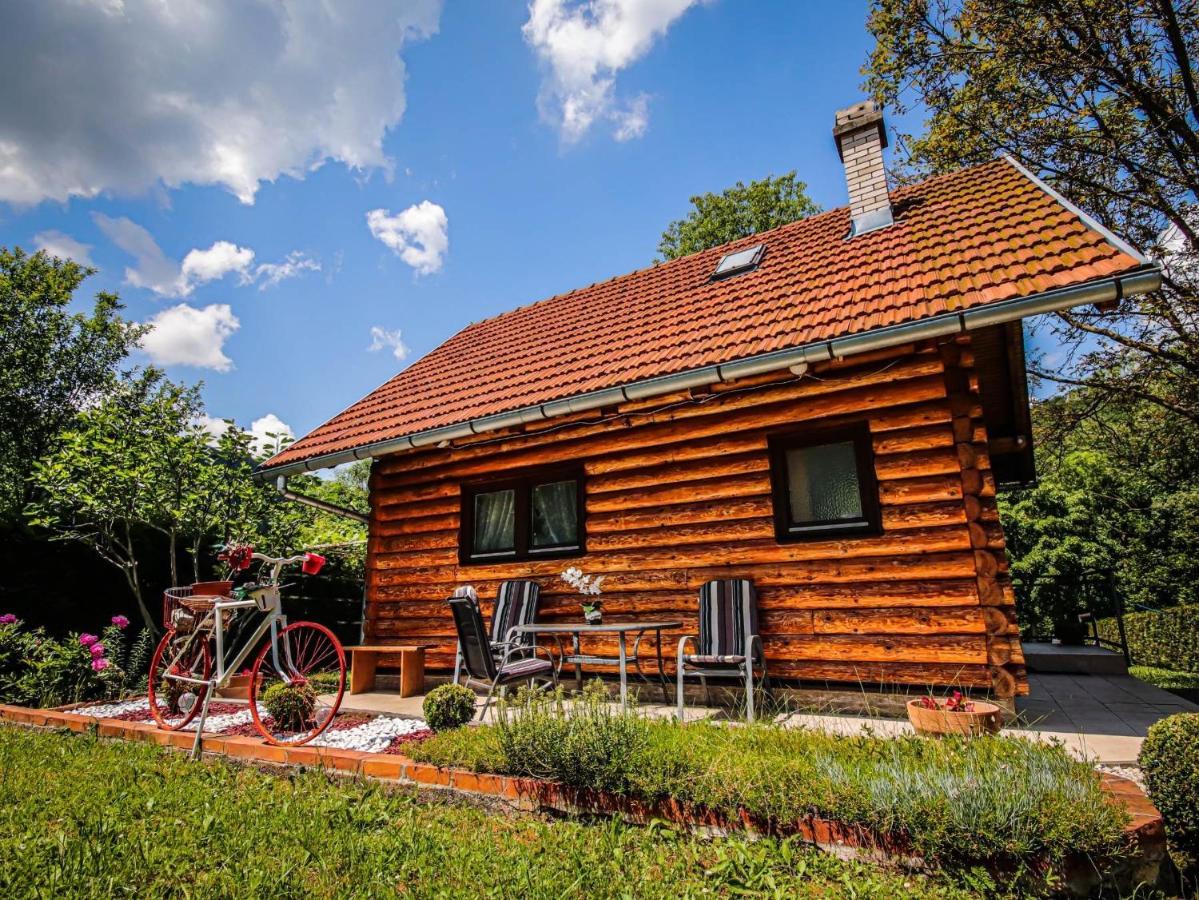 Home Eden Dobrenica Bihac Exterior photo